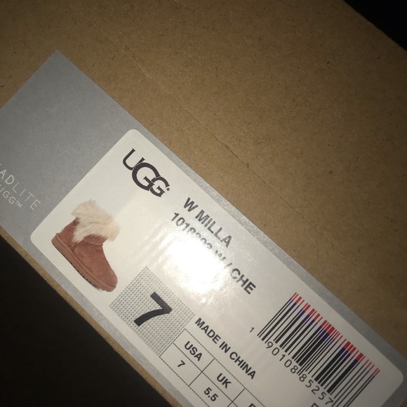 NWOT UGG MILLA BOOTS SIZE 7 - Picture 5 of 6